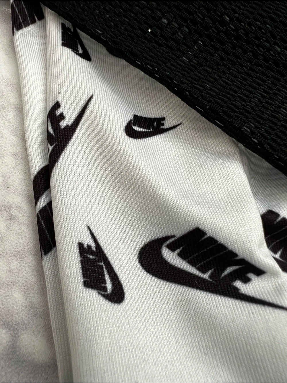 Nike Black & White Logo Twist Headband